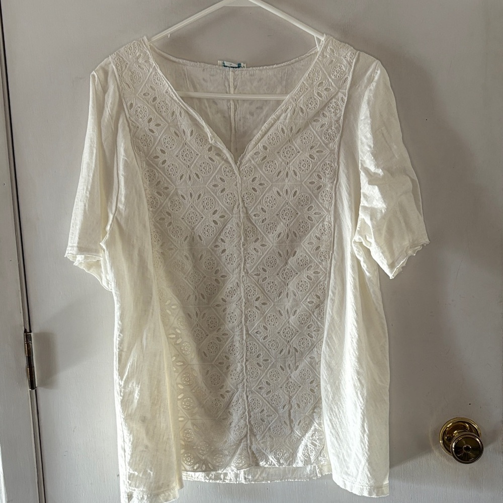 Sundance white cotton knit top embroidered lace panels on both sides Size XL